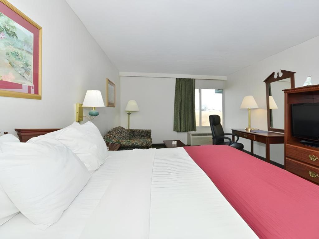 Best Western Richmond Hotel Exterior photo